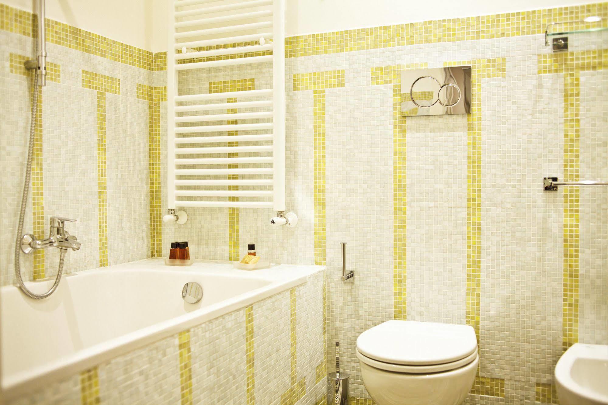 Piazza Di Spagna Prestige 2* Roma